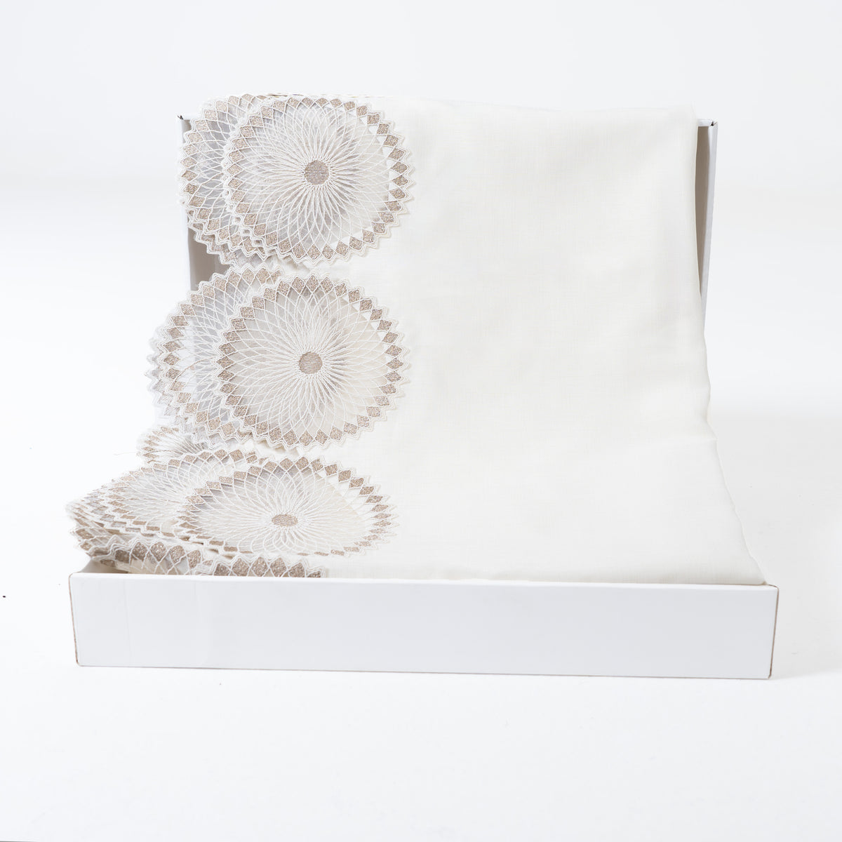 Sahra Luxury Single Tablecloth