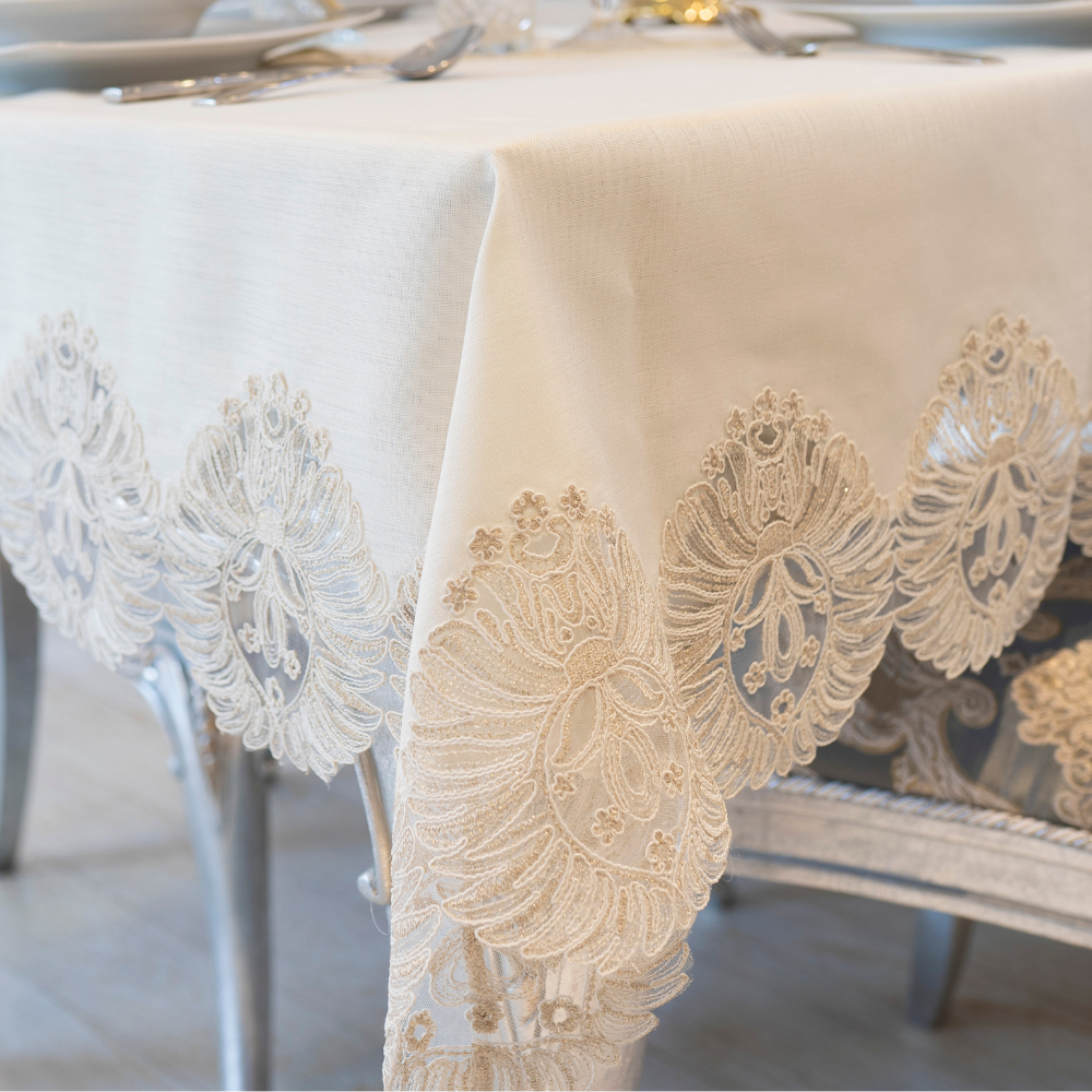 Milas Luxury Single Tablecloth