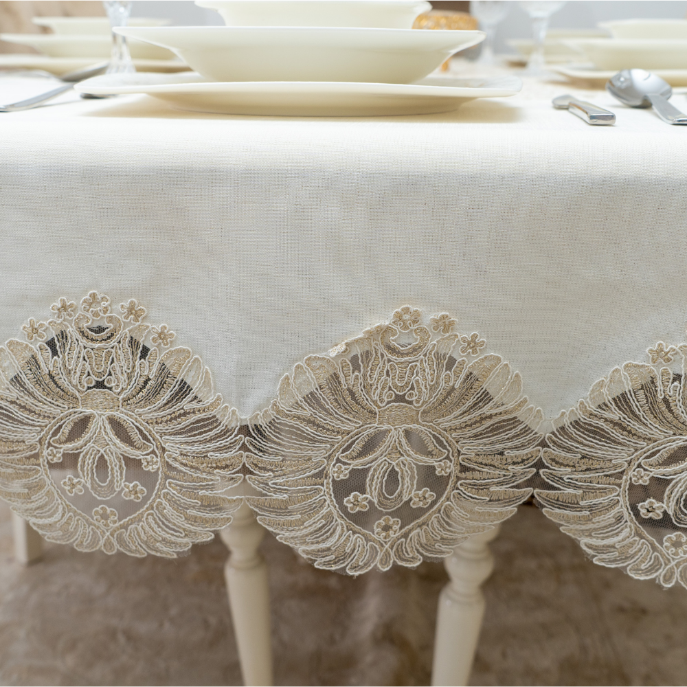 Milas Luxury Single Tablecloth