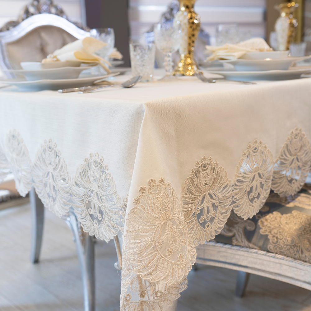 Milas Luxury Single Tablecloth