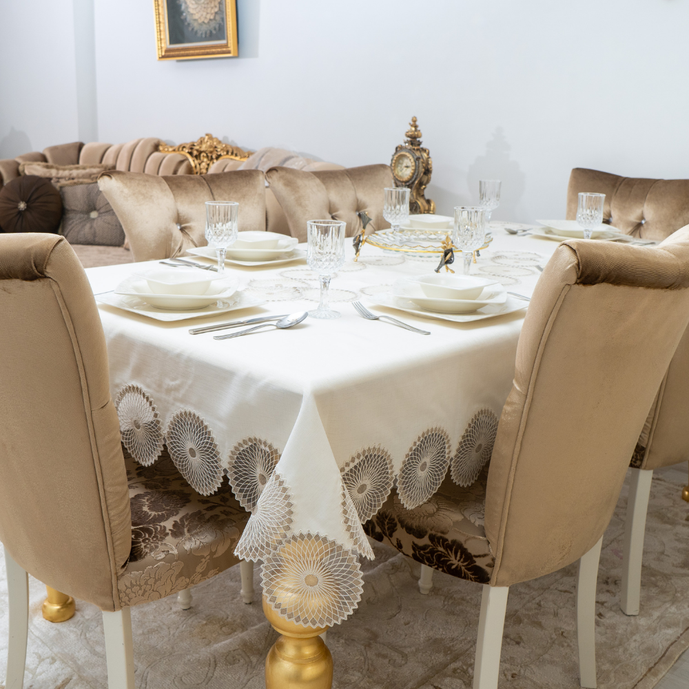 Sahra Luxury Single Tablecloth