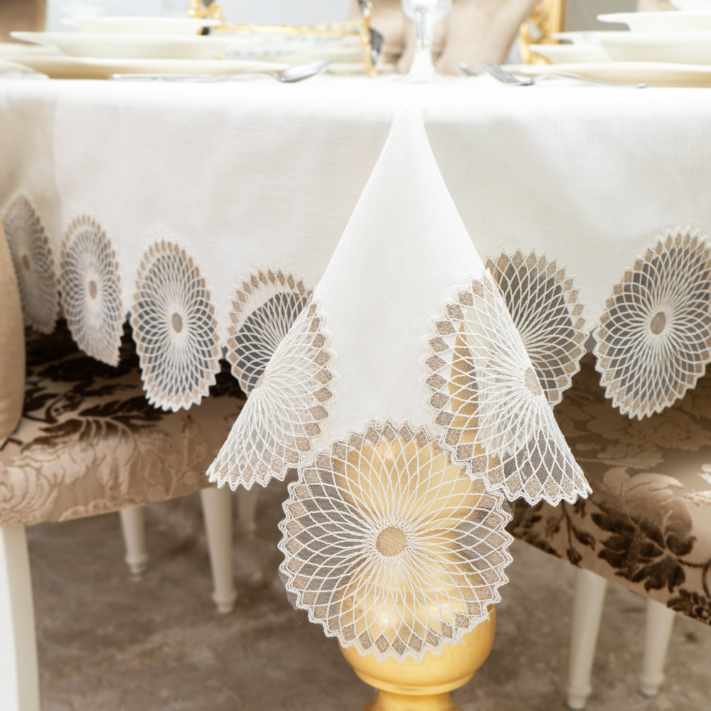 Sahra Luxury Single Tablecloth